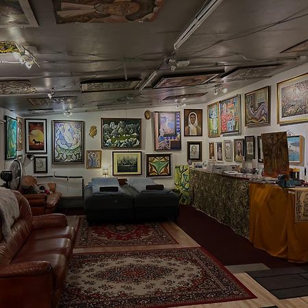 Njarthvik Brimarsbru Sleep Inn-Art Gallery מראה חיצוני תמונה