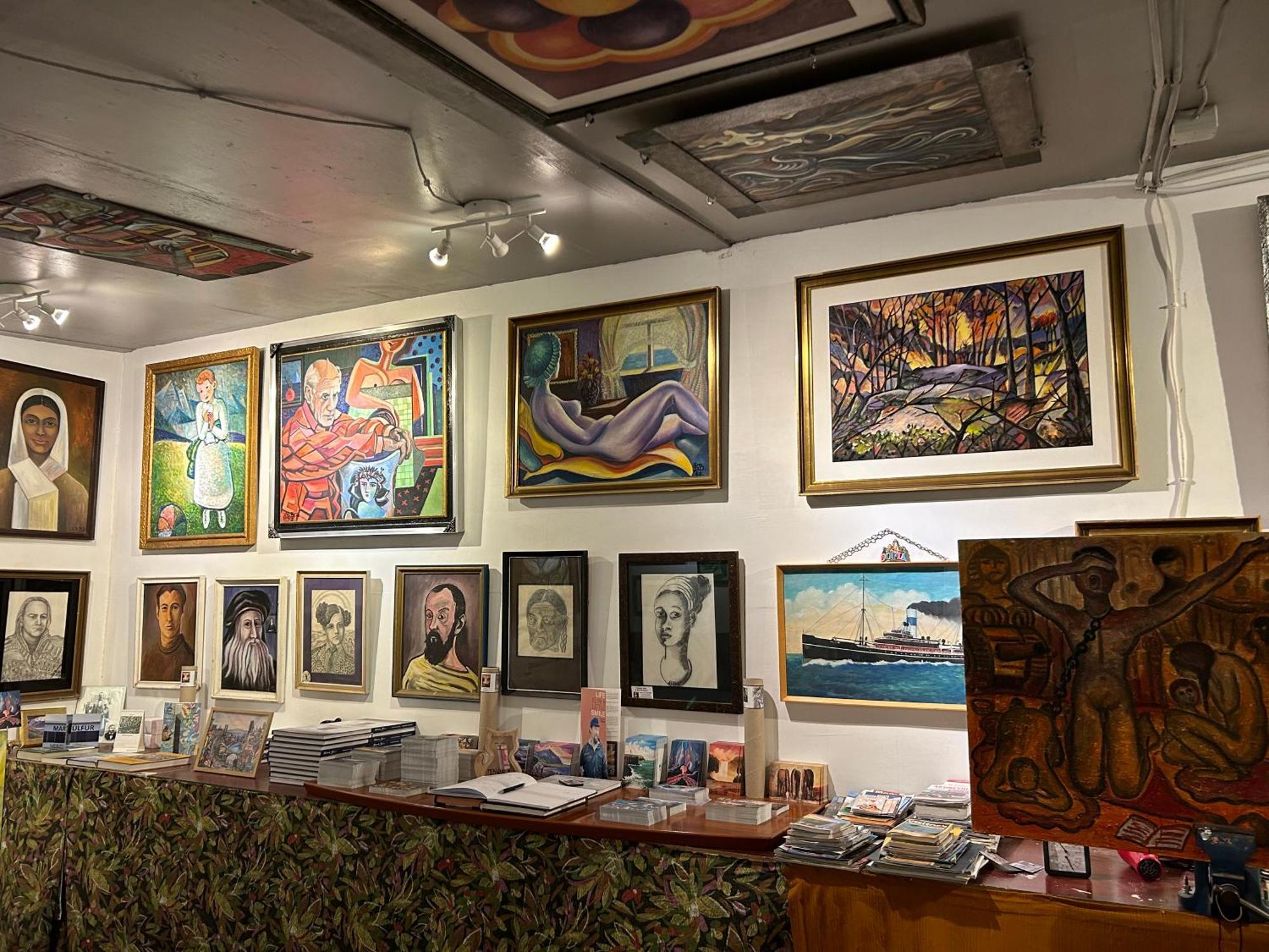 Njarthvik Brimarsbru Sleep Inn-Art Gallery מראה חיצוני תמונה